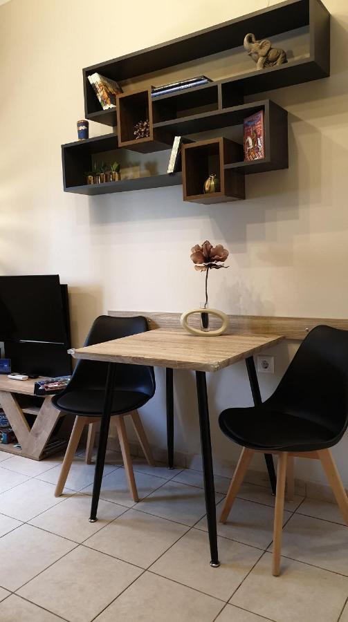 Apartment Dantis Place In Vol.2